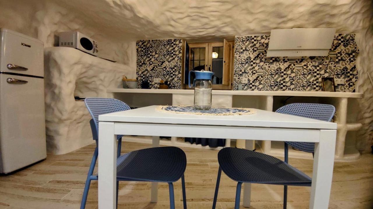 Complejo Cuevas Otto Guest House Баса Екстериор снимка
