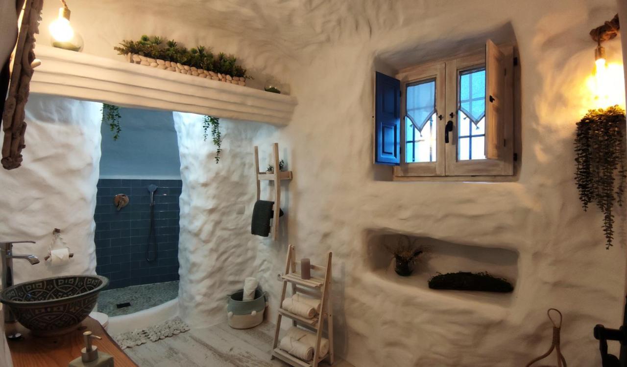 Complejo Cuevas Otto Guest House Баса Екстериор снимка
