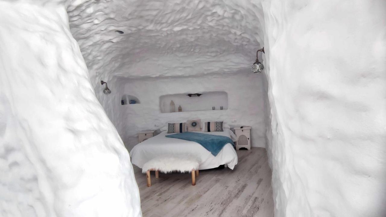 Complejo Cuevas Otto Guest House Баса Екстериор снимка