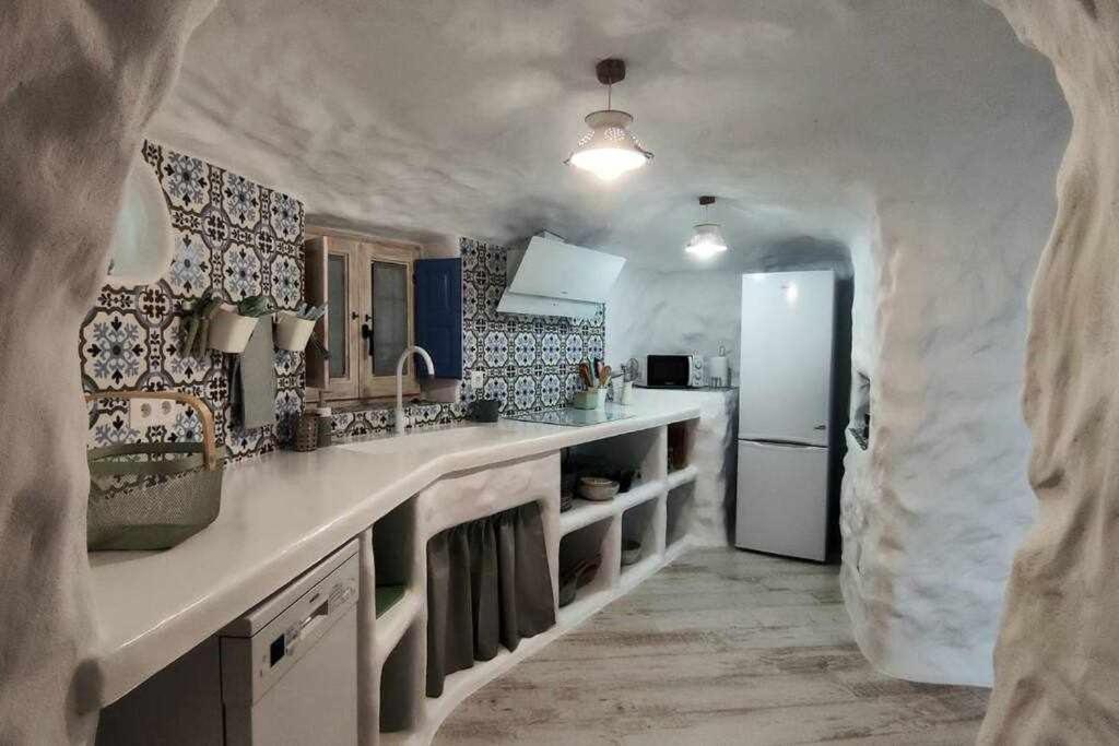 Complejo Cuevas Otto Guest House Баса Екстериор снимка